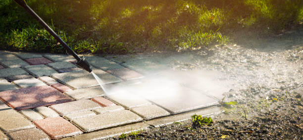 Best Sidewalk and Walkway Cleaning  in Beavercreek, OH
